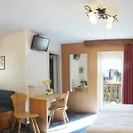 Garni Emma 3*
