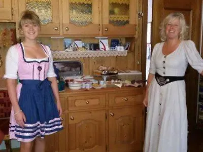 Garni Emma Bed and Breakfast